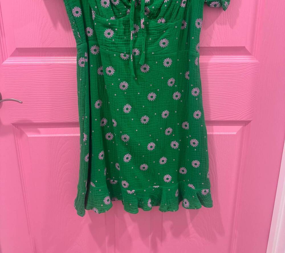 NEW ENTRO women's daisy short-sleeve dress in emerald